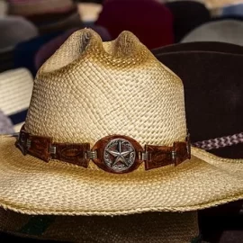 chapeau cowboy paille